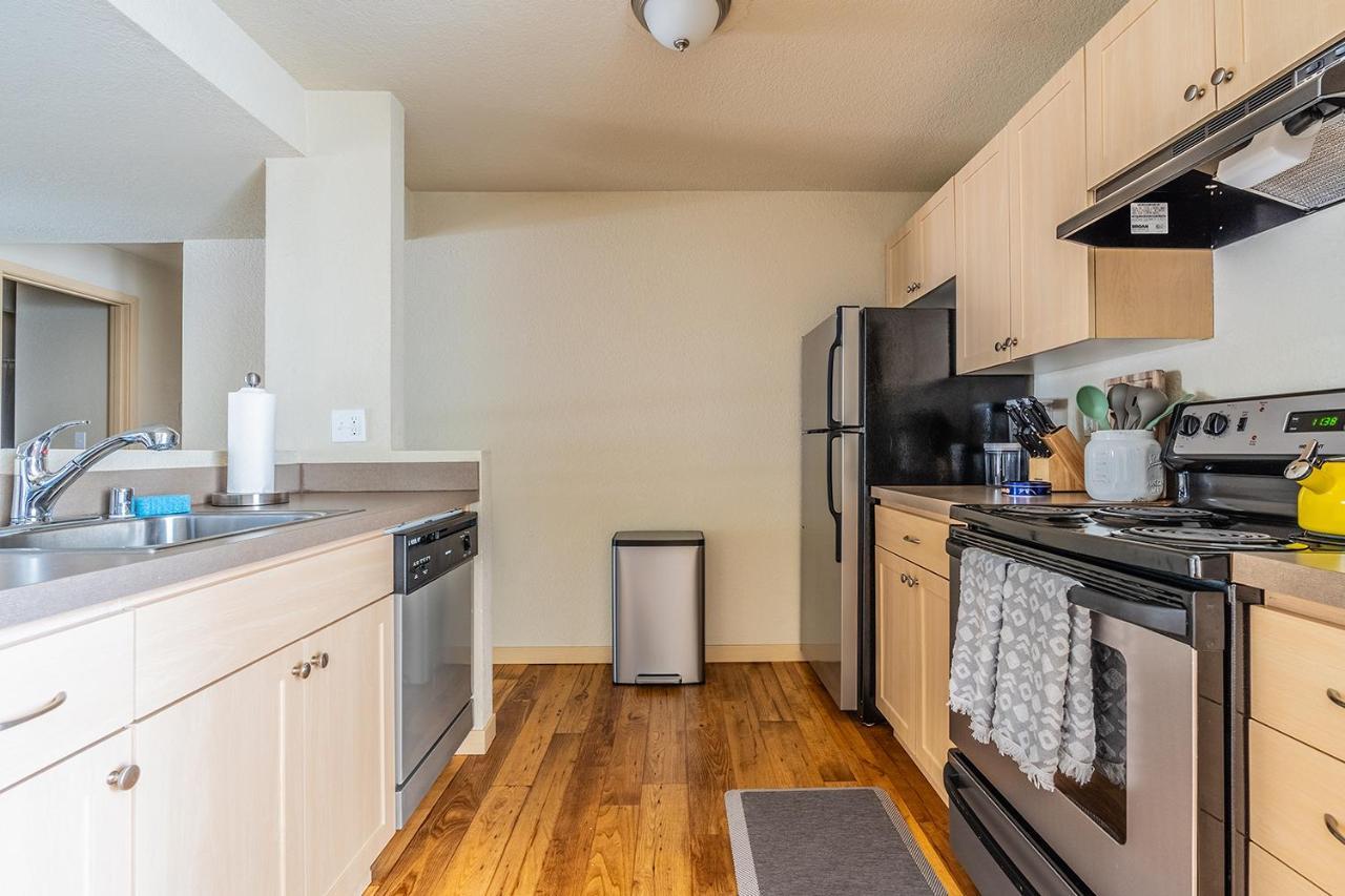 Beautiful And Cozy One Bedroom Apartment -Wifi, Bbq, Patio, Dog Park, Close To Greenlake And Northgate Seattle Exterior foto